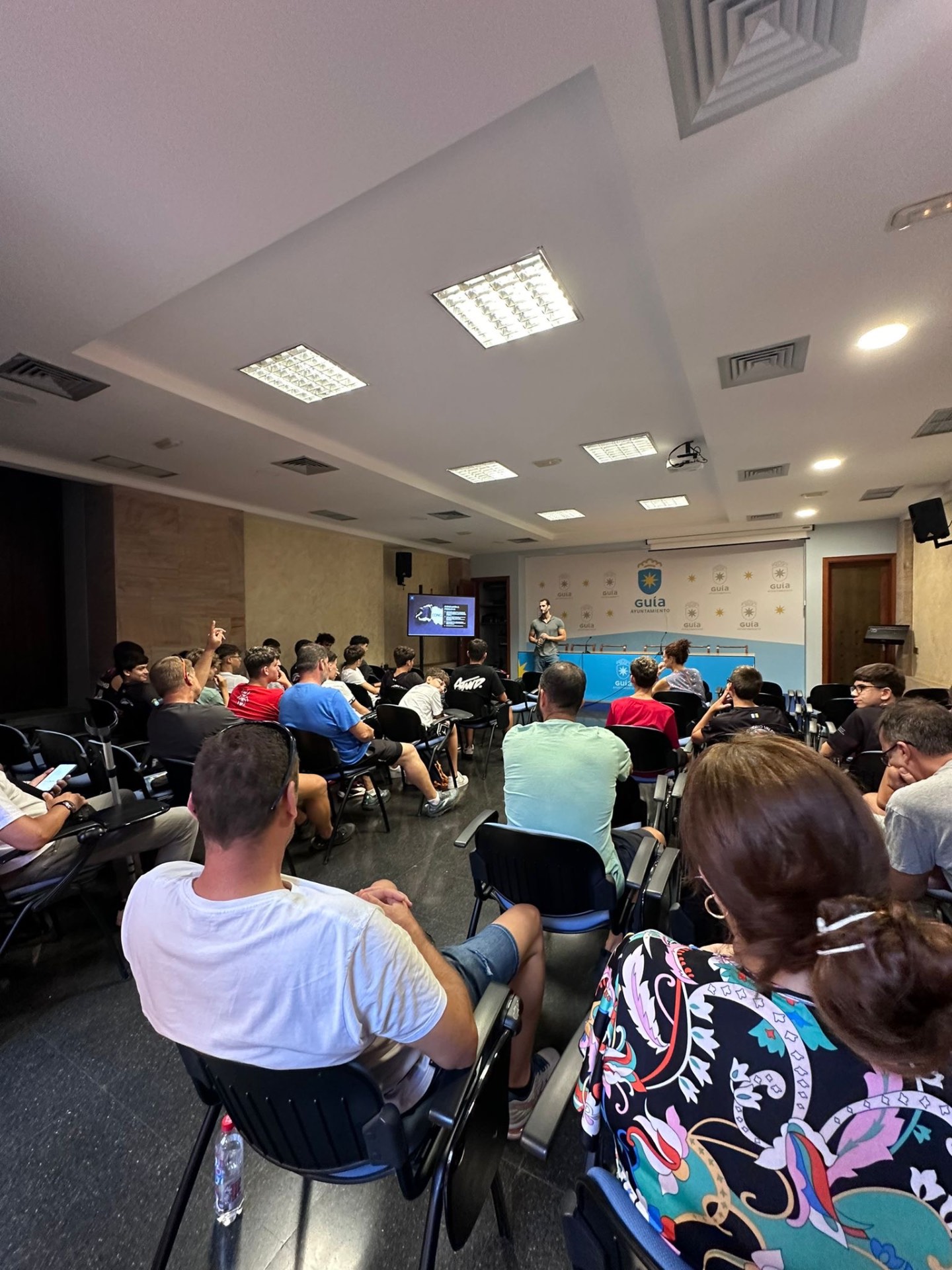 Charla Cenobio Valerón Baloncesto - Imagen 5